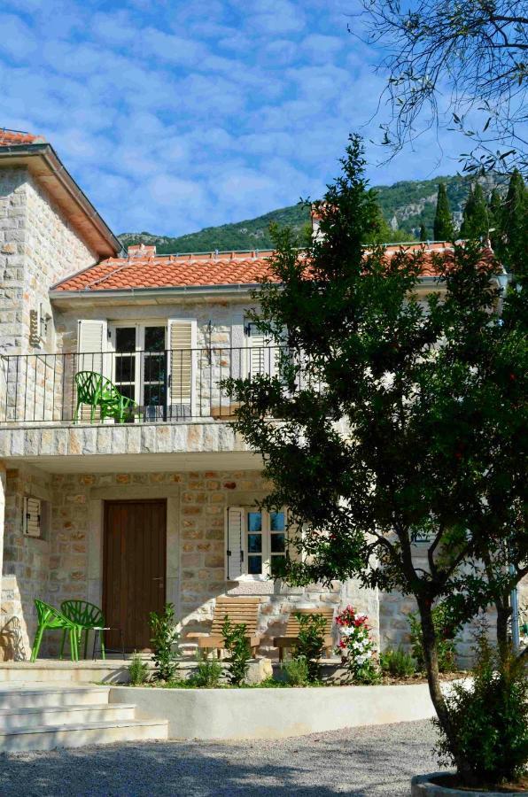 הרצג-נובי Boutique Hotel Malo Selo מראה חיצוני תמונה